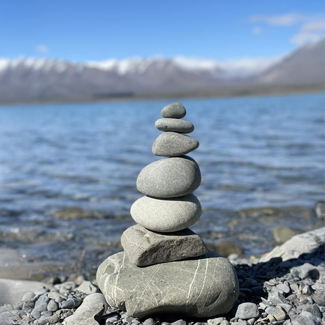 Peaceful image of balanced rocks