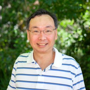 Photo of Dr Kenneth Leong
