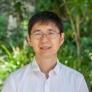 Photo of  Dr Rong Situ