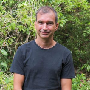 Photo of Associate Professor Stephan Karl