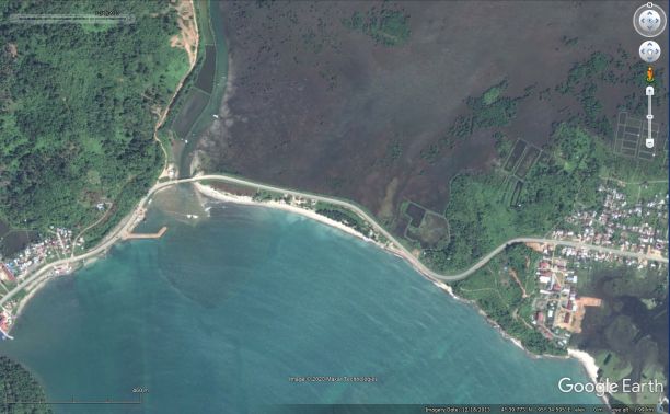 Google Earth map, The Aceh region ten years after the tsunami. The coastline has retreated, and the forest is brown with silt. 