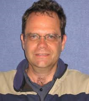 Photo of Professor Bruce Gummow
