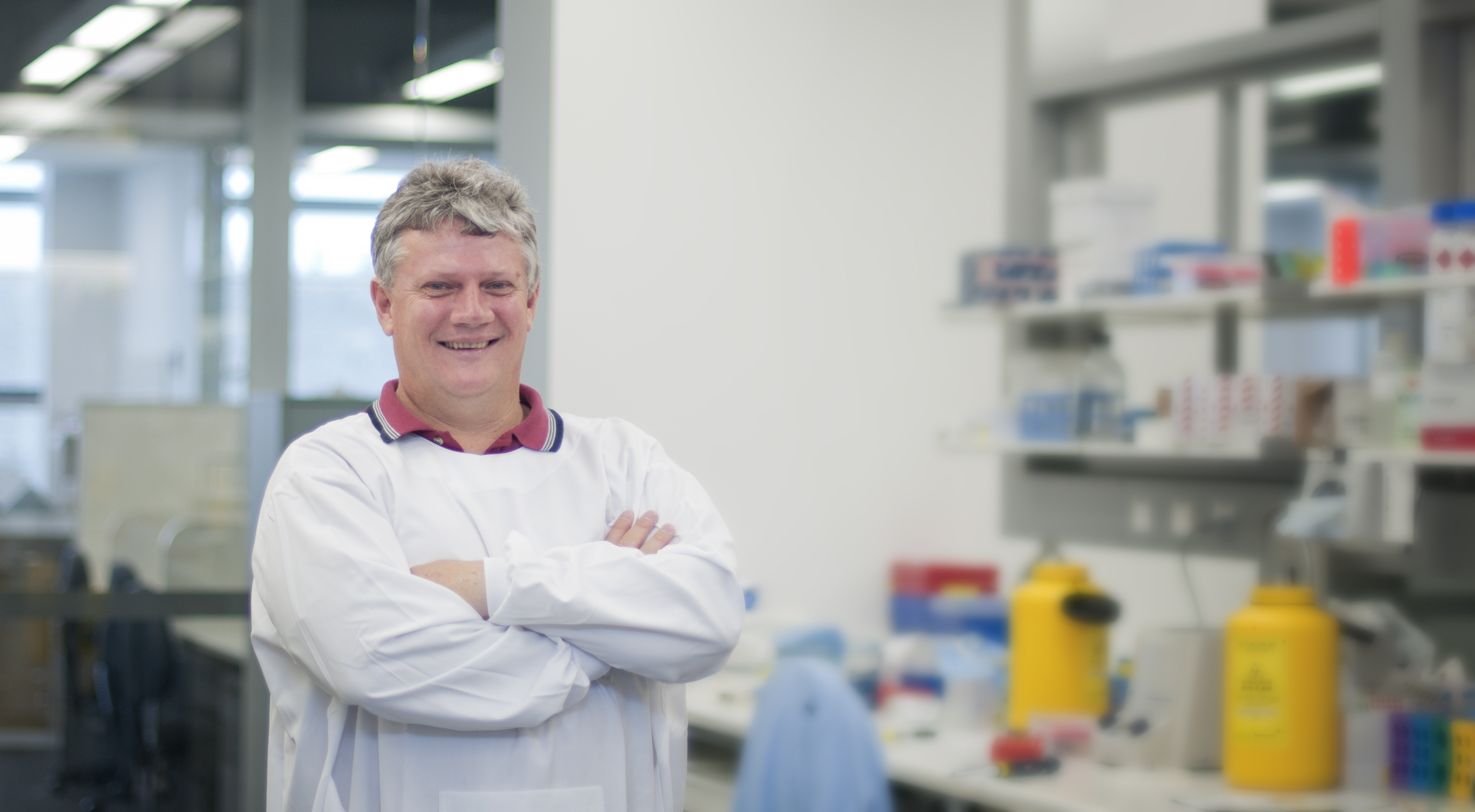 Prof Louis Schofield