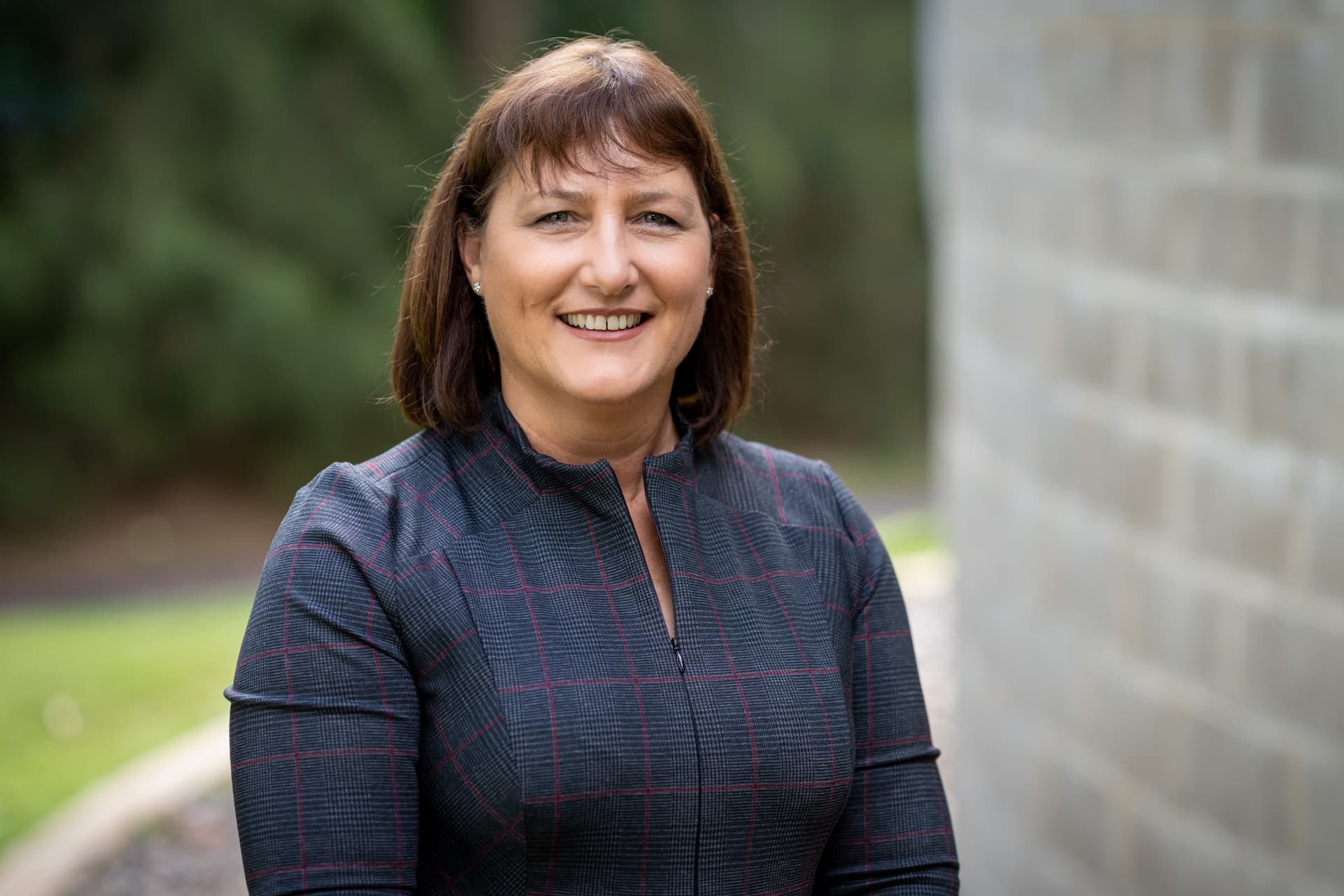 Ms Vanessa Cannon
