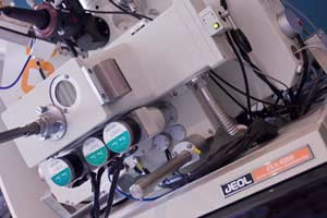 Microprobe machine.
