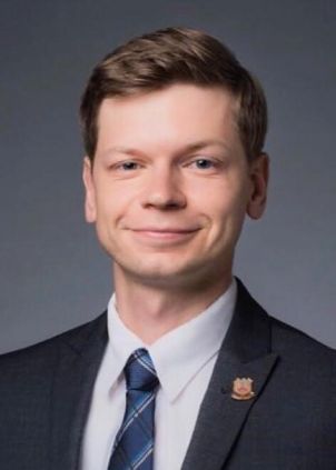 Photo of Associate Professor Denis Tolkach