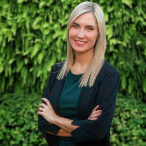 Photo of Dr Lydia Canovas