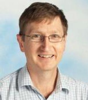 Photo of Dr Ernie Jennings