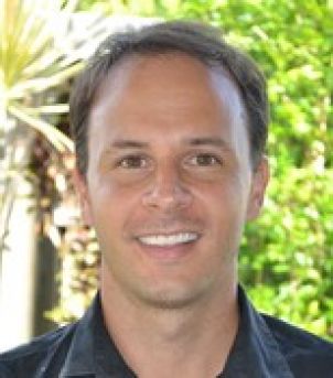 Photo of Dr Paul Giacomin