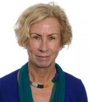Photo of Prof Robyn McDermott