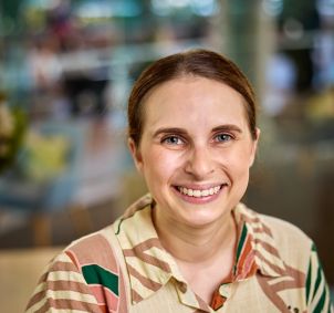 Photo of Dr Ariana Lambrides