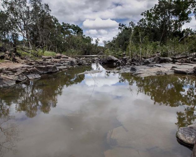 Fletcherview stretches along a 2.5km section of the Burdekin River, and has three major creek systems. 