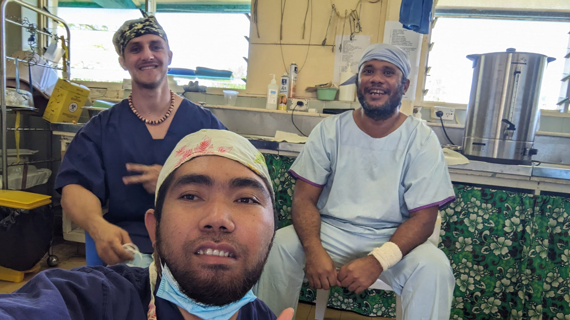 JCU Bachelor of Medicine, Surgery student Jasper Lawson with doctors in the Solomon Islands. 