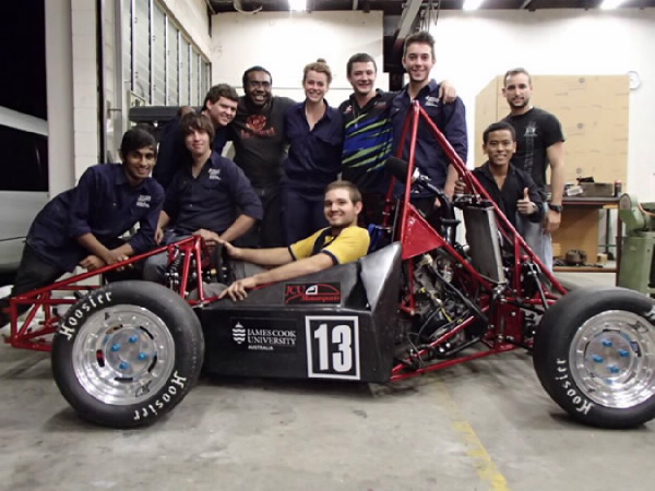 Image of Omega in readyness for the Townsville 400
