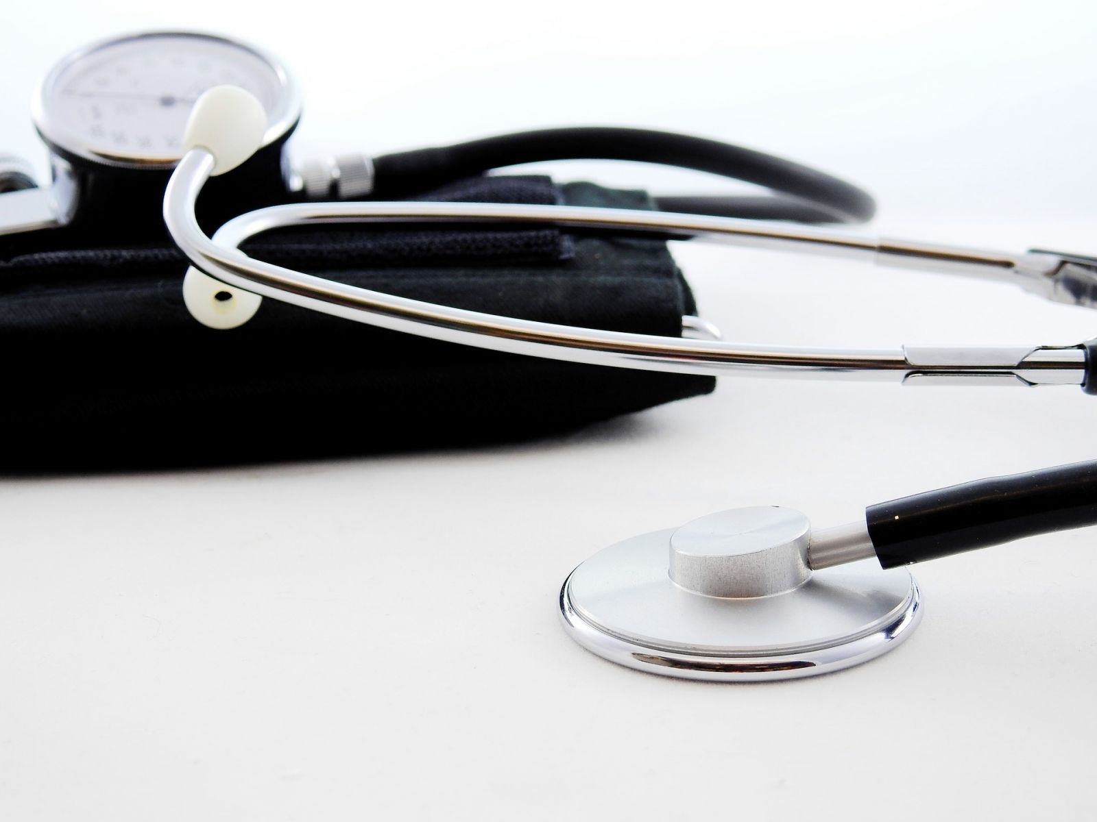 image of stethoscope and blood pressure monitor
