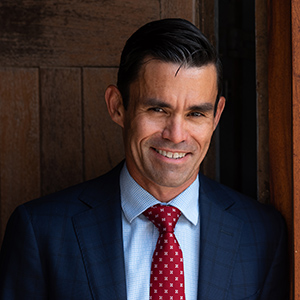 Portrait of Mr Lincoln Crowley QC