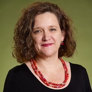 Photo of Dr Karen Murphy