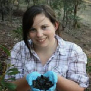 Photo of Dr Anna McBeath