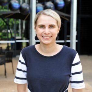 Photo of Dr Ariana Lambrides