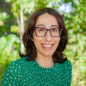 Photo of Dr Elsa Antunes