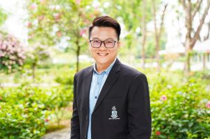 Photo of Associate Professor Jiun-Yan Loh (James)